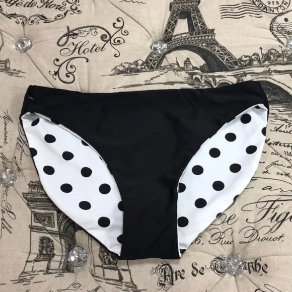 Snapper Rock Reversible Bikini Bottom - Picture 3 of 6